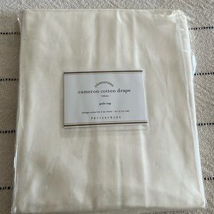 Pottery Barb ivory pole top drape